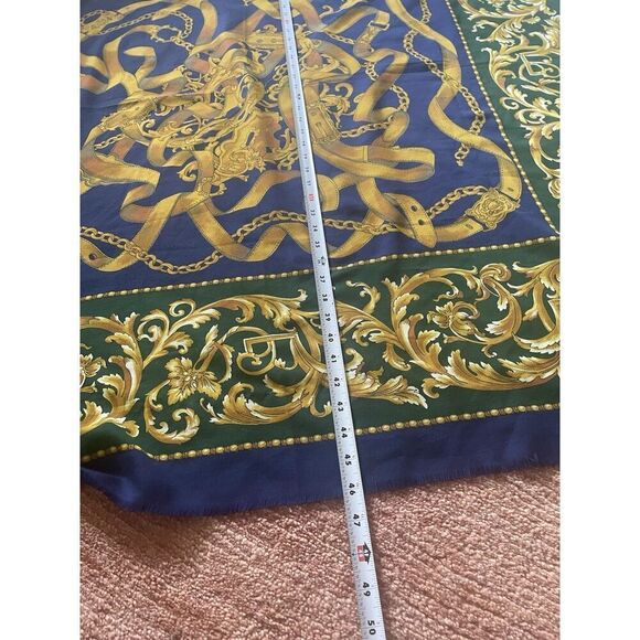 Vtg Italian Baroque Scarf Gold Chain Belt Print Square 47 inch Made in Italy - Picture 4 of 5